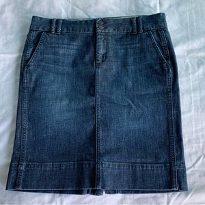 Gap Jeans denim pencil skirt with pockets